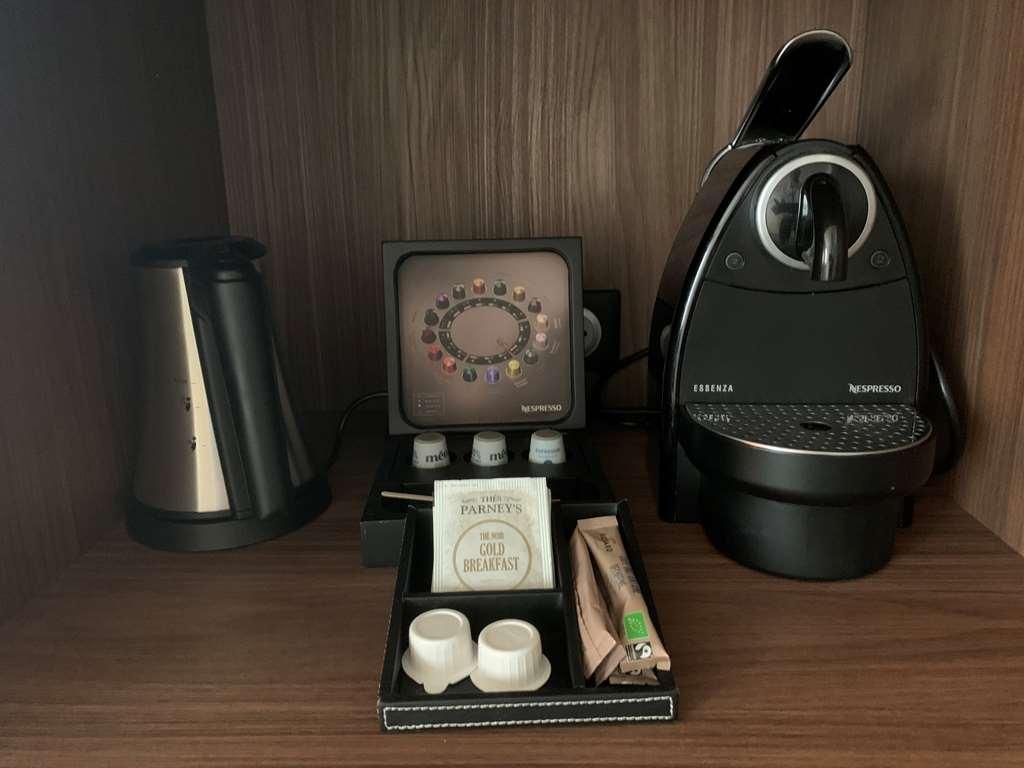 シトテル ホテル レストラン メス テクノポル 部屋 写真